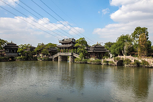 lo đe hom nay